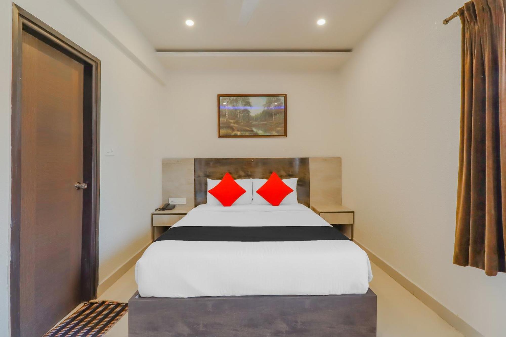 Capital O Royal Galaxy Finesse Near Phoenix Marketcity Bangalore Luaran gambar